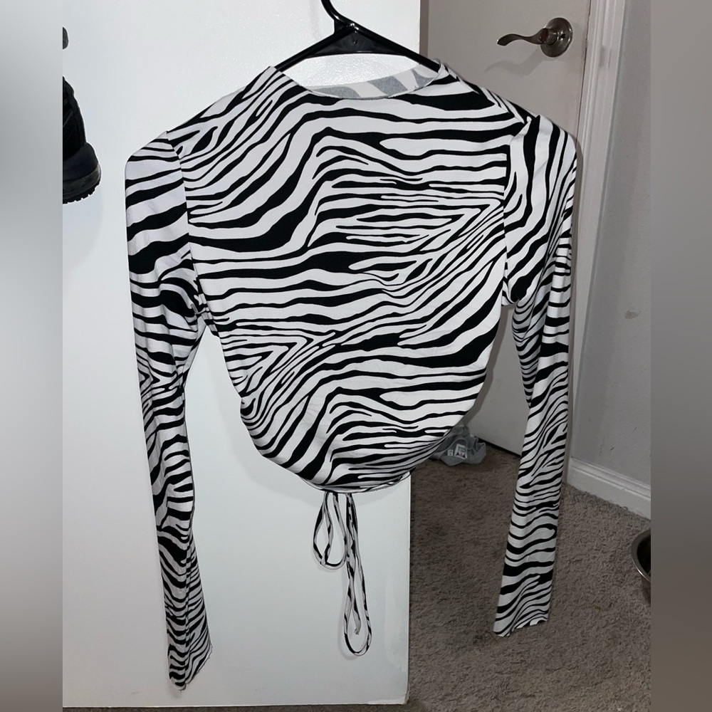 Zebra print love sleeve crop top